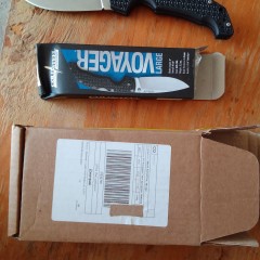 Нож COLD STEEL VOYAGER LARGE DROP PLAIN EDGE 29AB